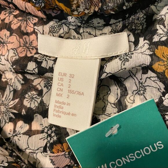 H&M Floral Sheer tunic Long Sleeve Blouse Peasant Mock High Neck button up -2 - Picture 7 of 12